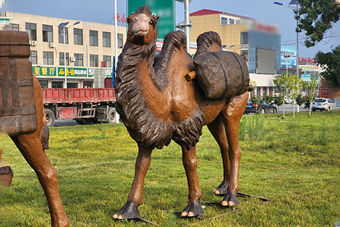 Life Size Camel Statue Bronze Garden Design Manufacturer BOK-38
