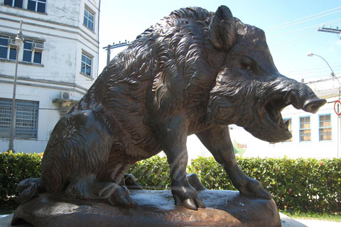 famous design bronze animal sculpture of sitting wild boar for garden