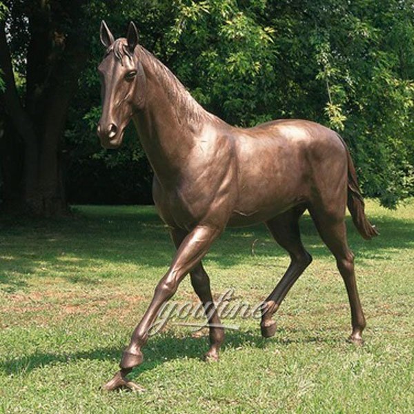 bronze horse sculpture