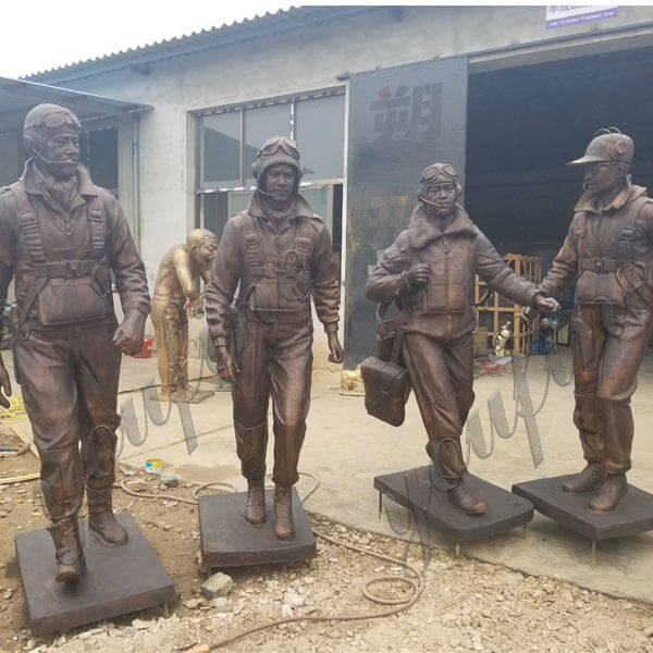 Life Size Custom Made Bronze Tuskegee Airmen Solider Statues Group for New York Museum