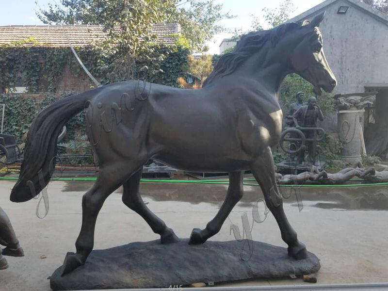 life size large bronze horse sculpture outside