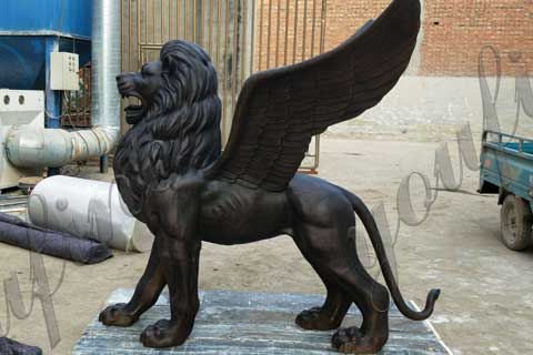 Outdoor Life Size Bronze Black Flying Lion Statue Aniaml Sculpture for Front Gate BOKK-654