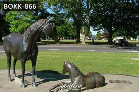 Life Size Bronze Mare and Foal Horse Sculpture Lawn Ornaments for Sale BOKK-866