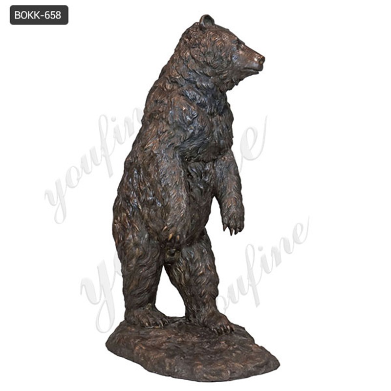 outdoor bronze bear statue details