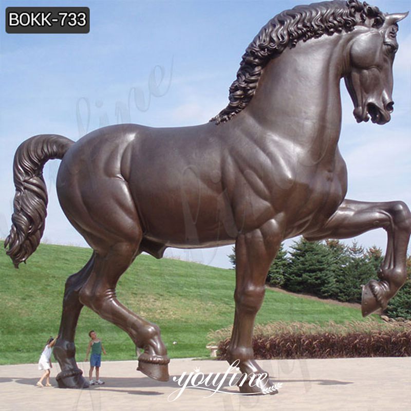 Large Bronze Walking Horse Statue Racecourse Decor for Sale Details