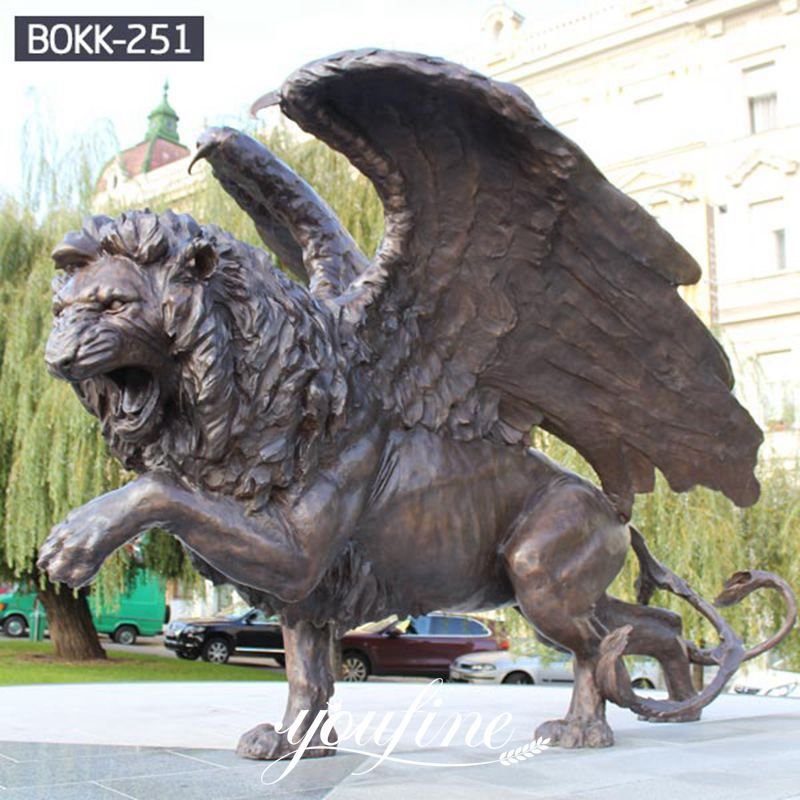 Outdoor Life Size Antique Bronze Flying Lion Statue Animal Sculpture for Front Gate BOKK-251 Details