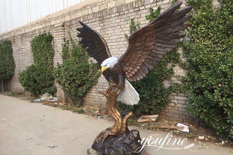 Large Bronze Bold Eagle on Rock Statue Yard Decor for Sale