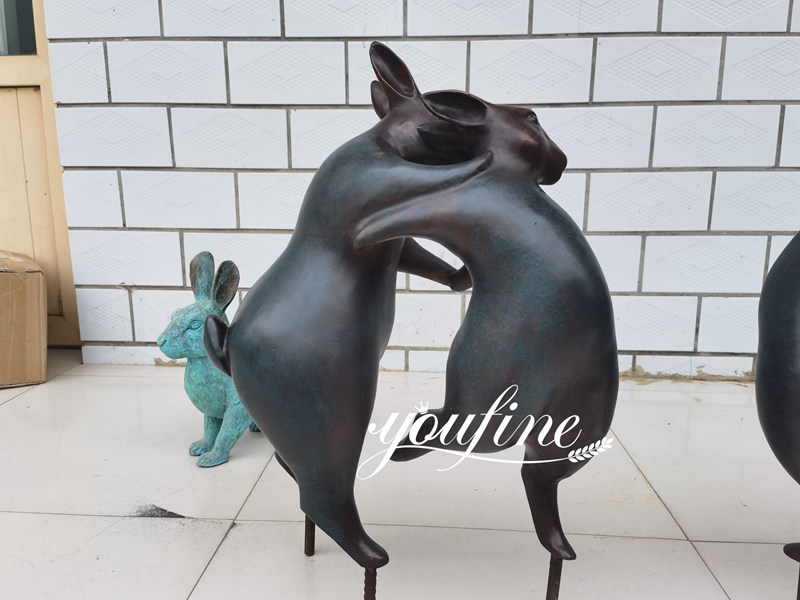 Life Size Dancing Bronze Rabbit Statue for Garden BOK-192