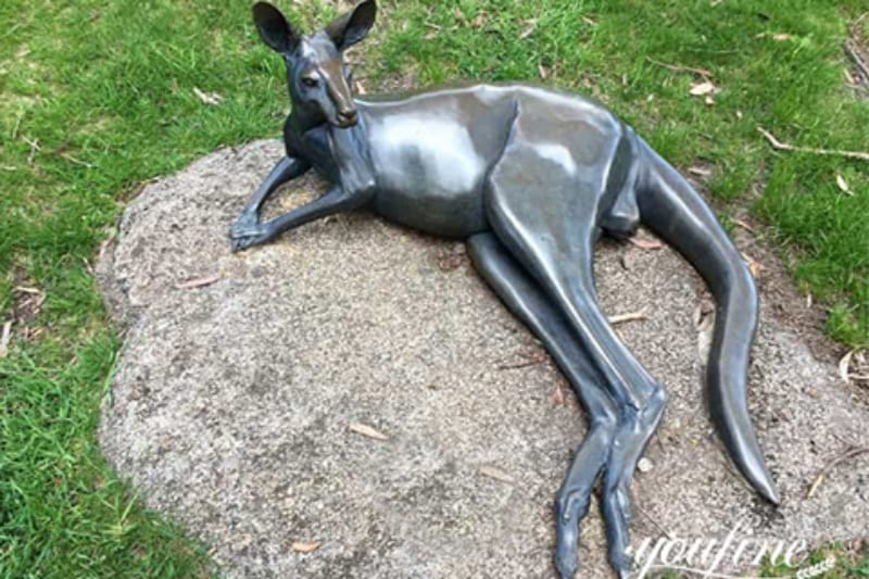 Life-size Fine Casting Bronze Kangaroo Sculpture from Factory Supply BOKK-992