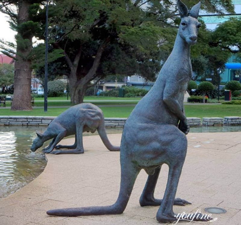 bronze kangaroo sculpture