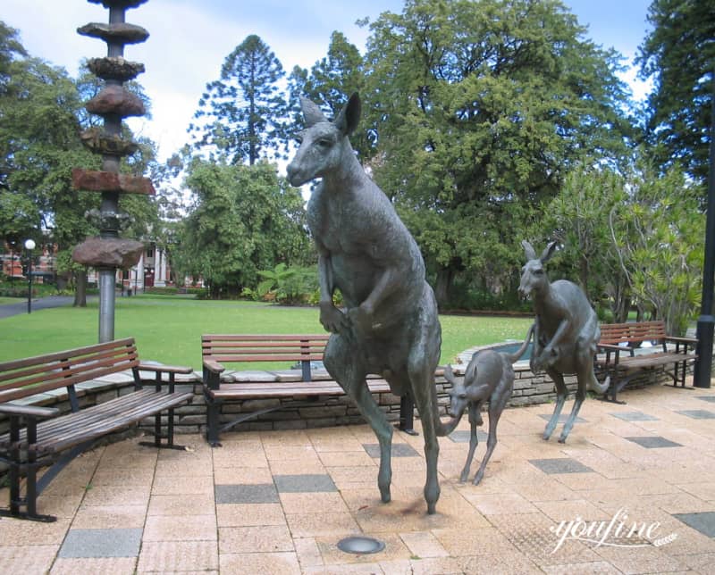 kangaroo sculpture