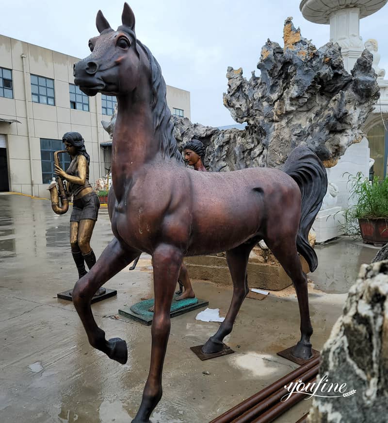 arabian horse sculpture (2)