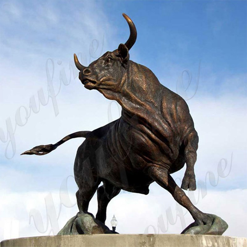 Bronze bull statue (3)