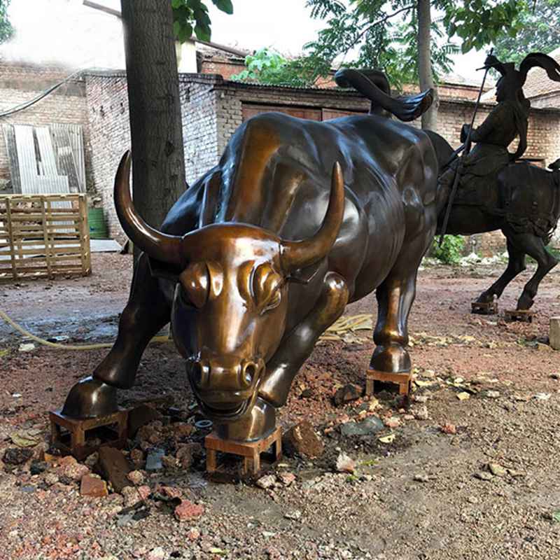 bronze bull statue (1)