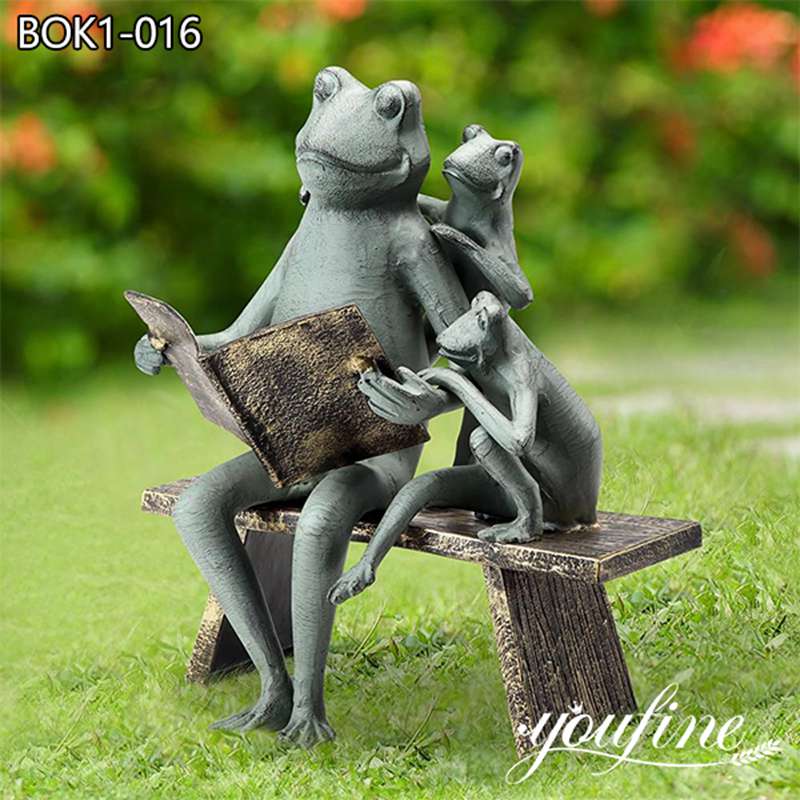 bronze frog sculpture (1)