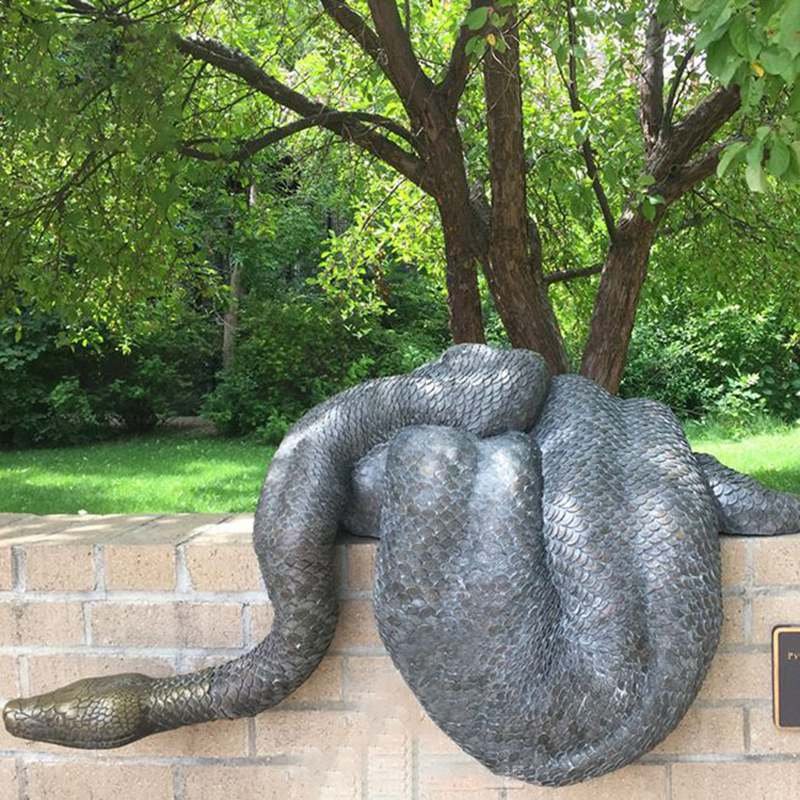 bronze snake sculpture-01