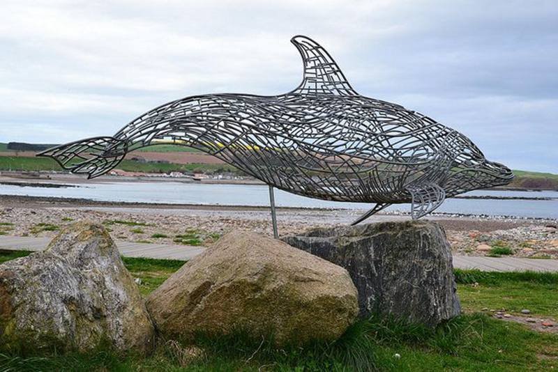 dolphin sculpture (3)