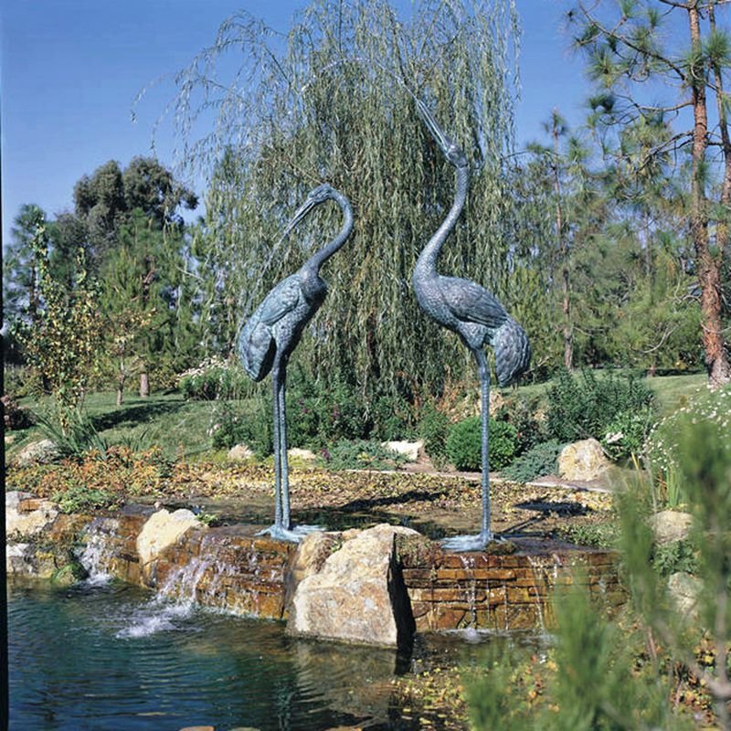 bronze crane statue (4)
