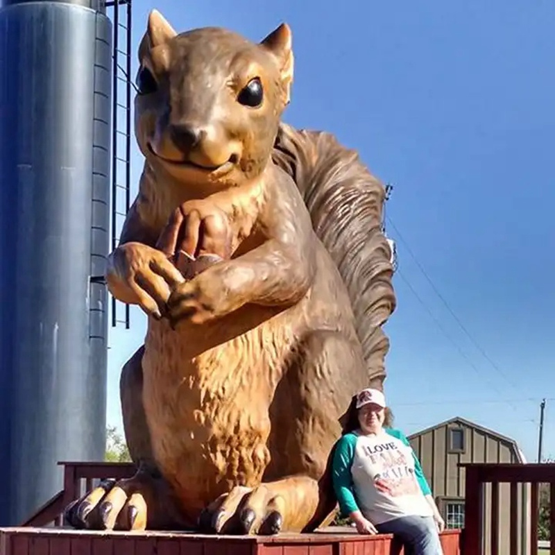 bronze squirrel statue (2)
