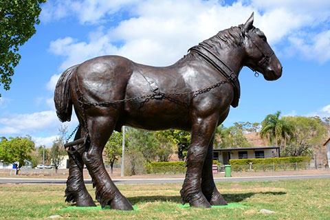 Life Size Bronze Clydesdale Horse Statue for Sale