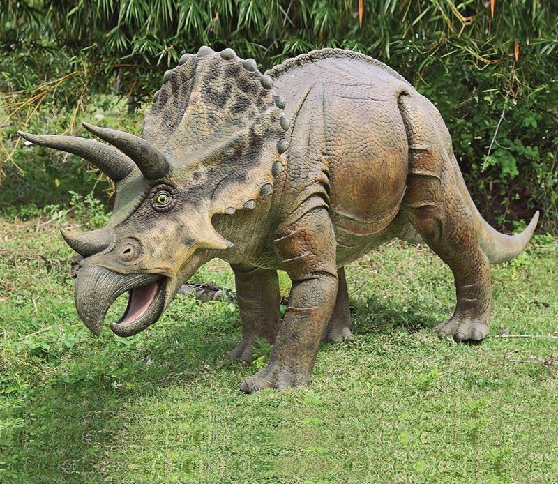 bronze dinosaur sculpture (2)