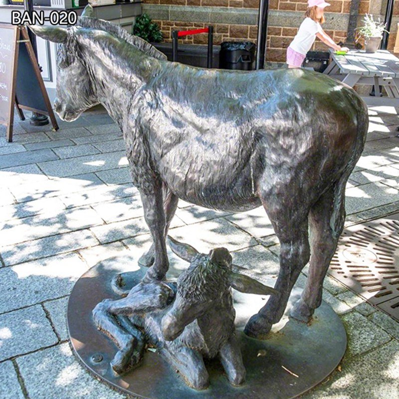 donkey statues garden (3)