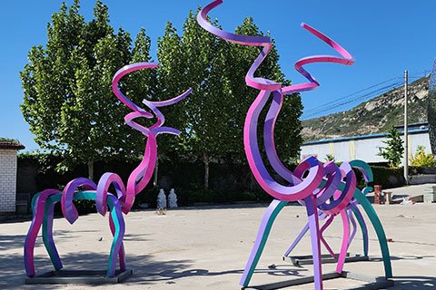 stainless-steel-deer-statue